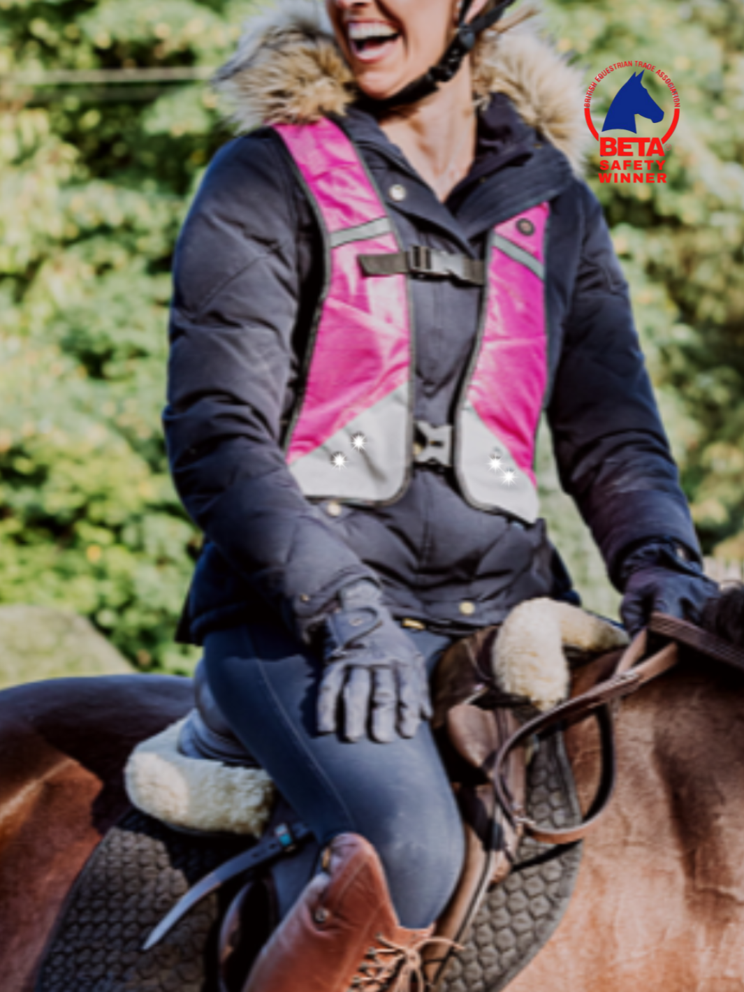 Award Winning: The Equi Light LED Hi-Vis Rider Vest ®