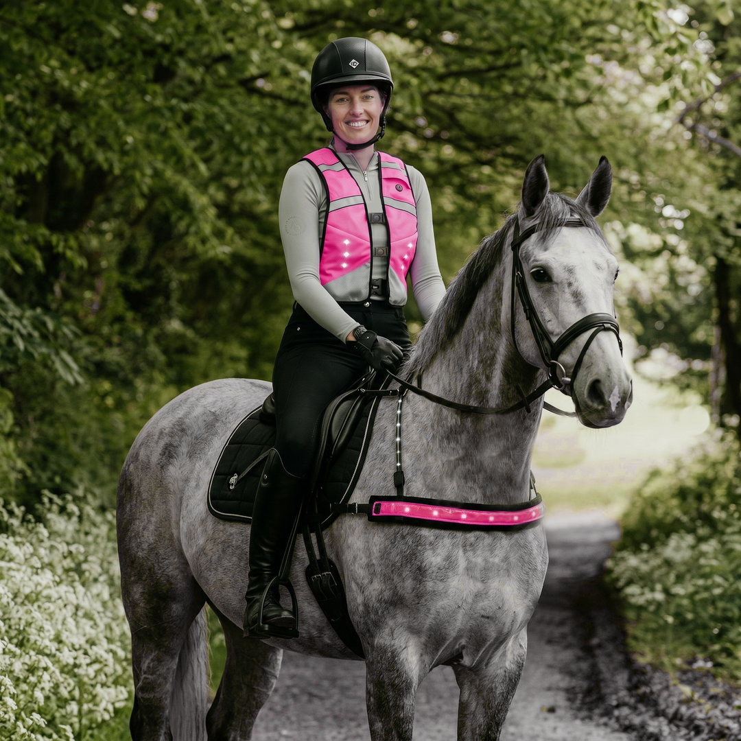 Spring Vest Ridning EquiLight Rider Vest Pro | LED Hi-Vis Riding Vest for Equestrians ...